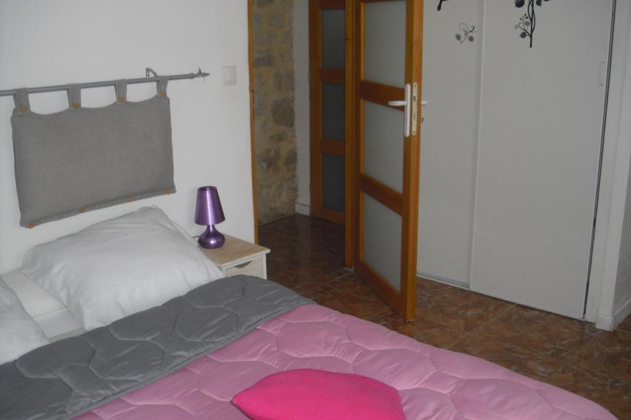 Lou Mas Li Pitchoun "Le Prunier " Apartamento Gordes Exterior foto