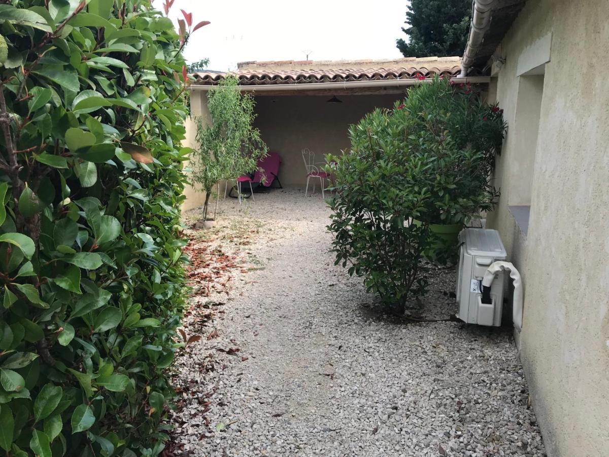 Lou Mas Li Pitchoun "Le Prunier " Apartamento Gordes Exterior foto